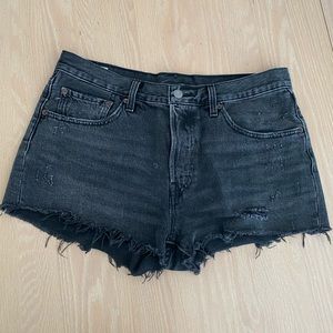 Black Levi’s 501 Jean Shorts